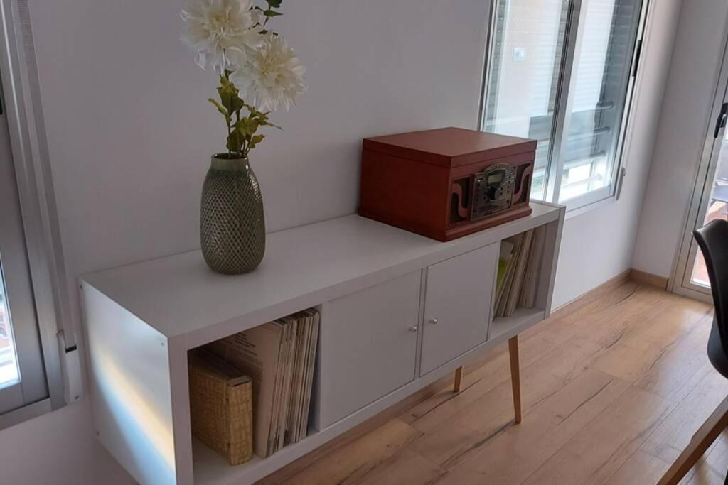 El Alema I. Apartamento De Diseno En Gandia. 아파트 외부 사진
